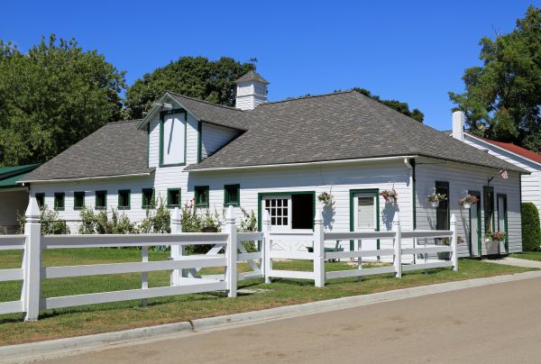 Horse Stable Roof Installation Service